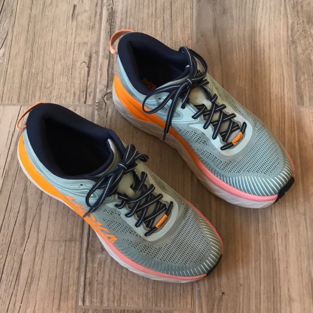 W Bondi 7 Size 11  In Lt Green and Coral